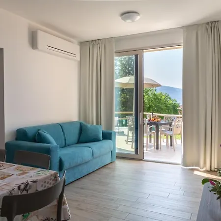 Borgo Beatrice Апартаменты *